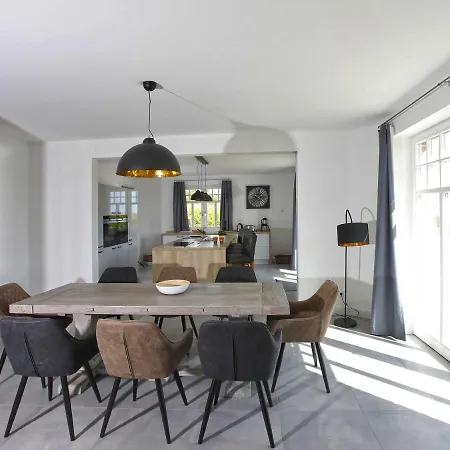Strandhaus 6 